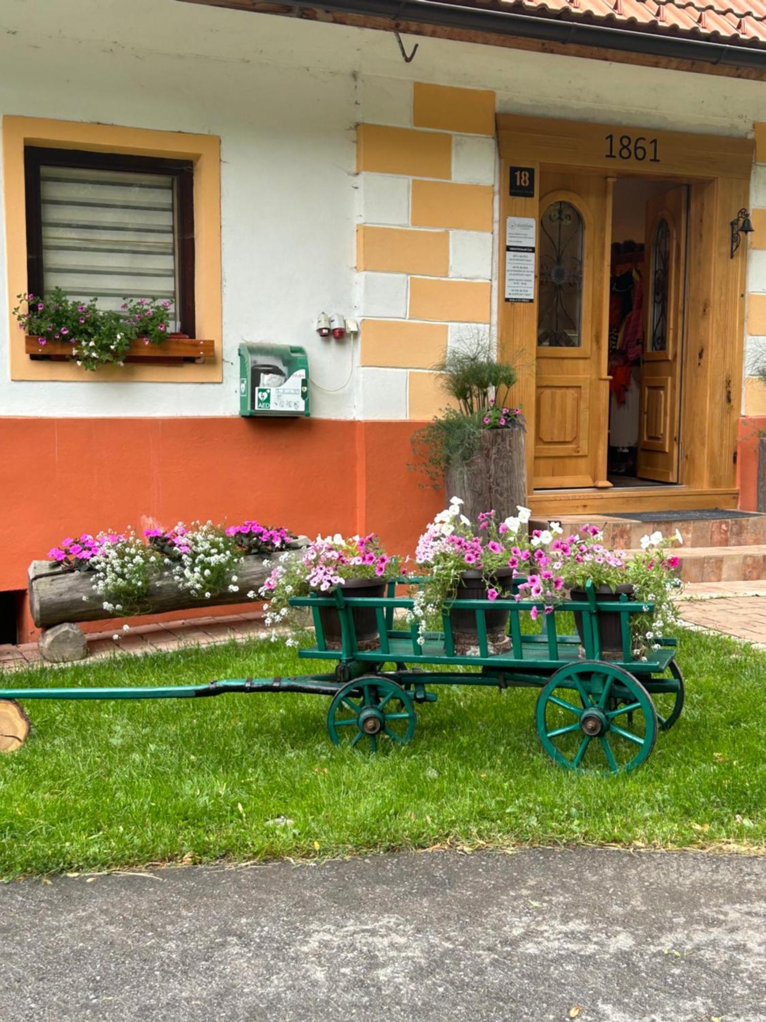 Tourist Farm Gradisnik Apartment Solcava Exterior photo