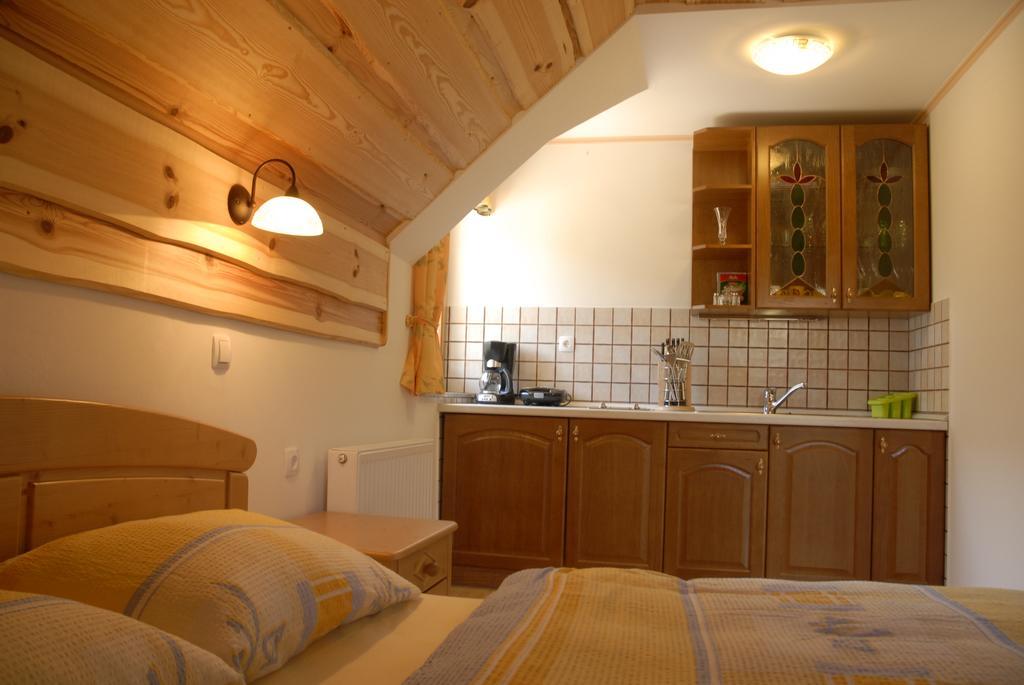 Tourist Farm Gradisnik Apartment Solcava Exterior photo